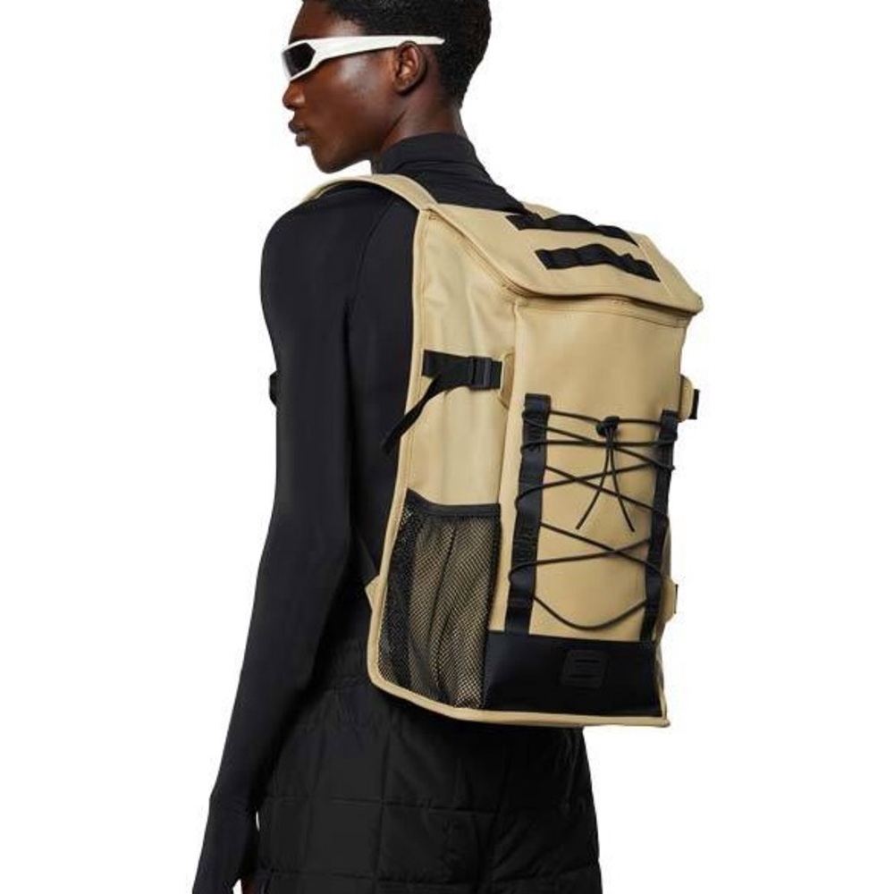 RAINS Trail Mountaineer Backpack Unisex Bag Sand NEW - Picture 5 of 6